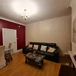 House-Sleeps4-Parking-Garden